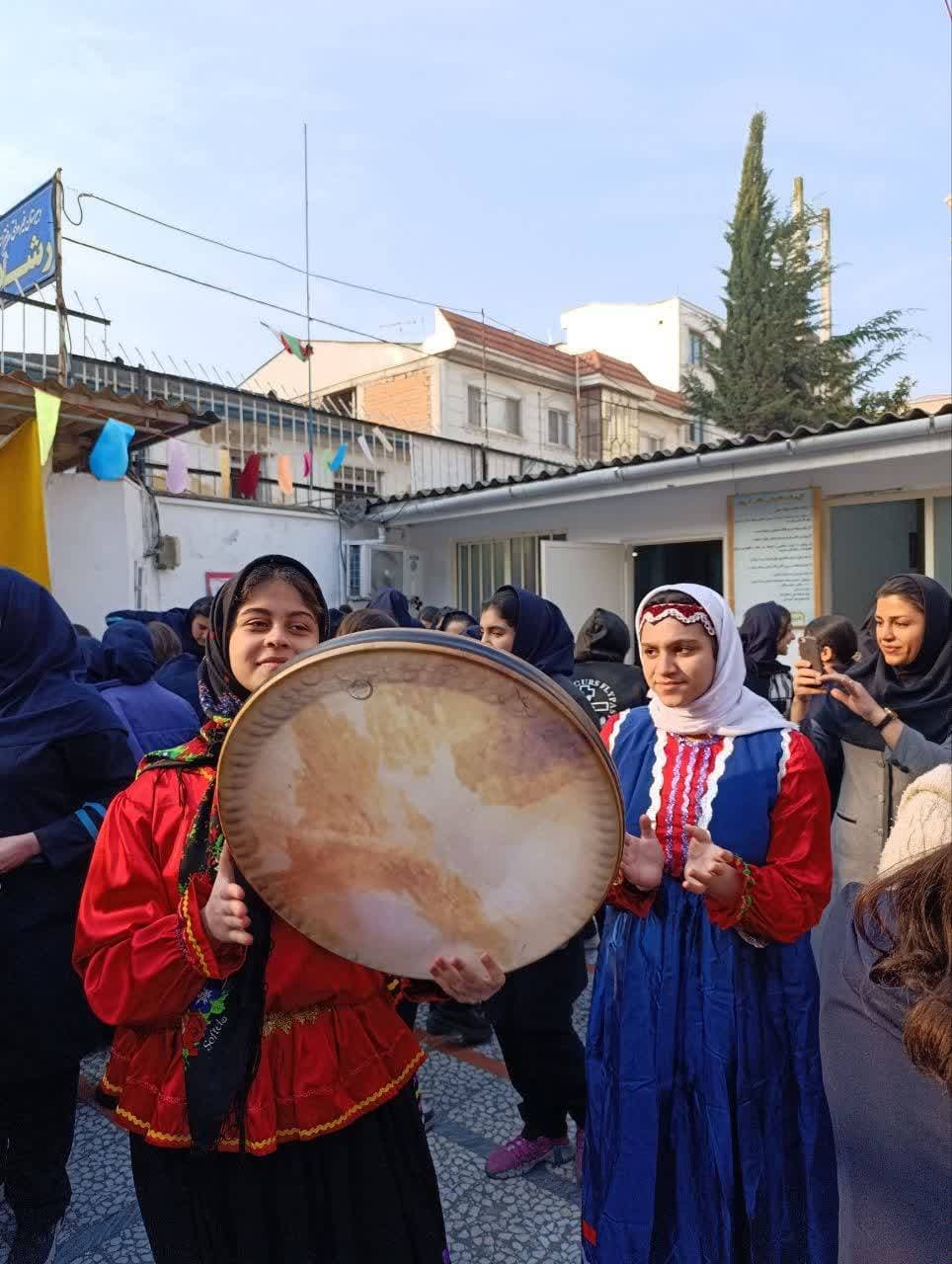 دبیرستان غیردولتی دخترانه رشد(دوره اول متوسطه)